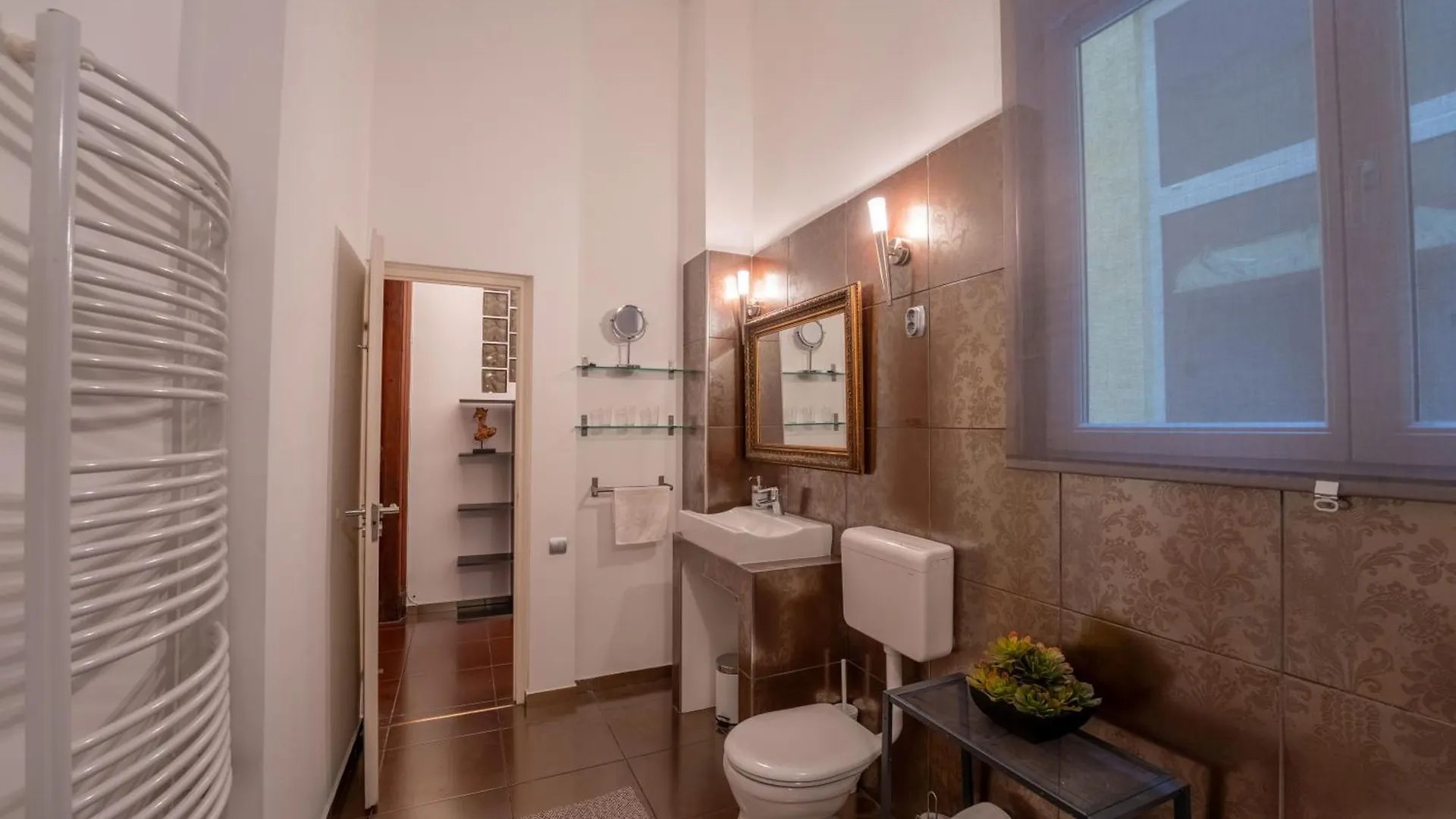 Dandelion Bpest Central Apartman Apartment Budapest Hungary